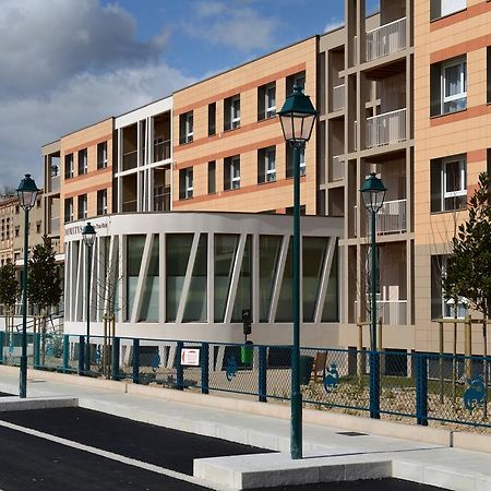 Aparthotel Domitys Le Jardin Des Trois Rois Romorantin-Lanthenay Exterior foto