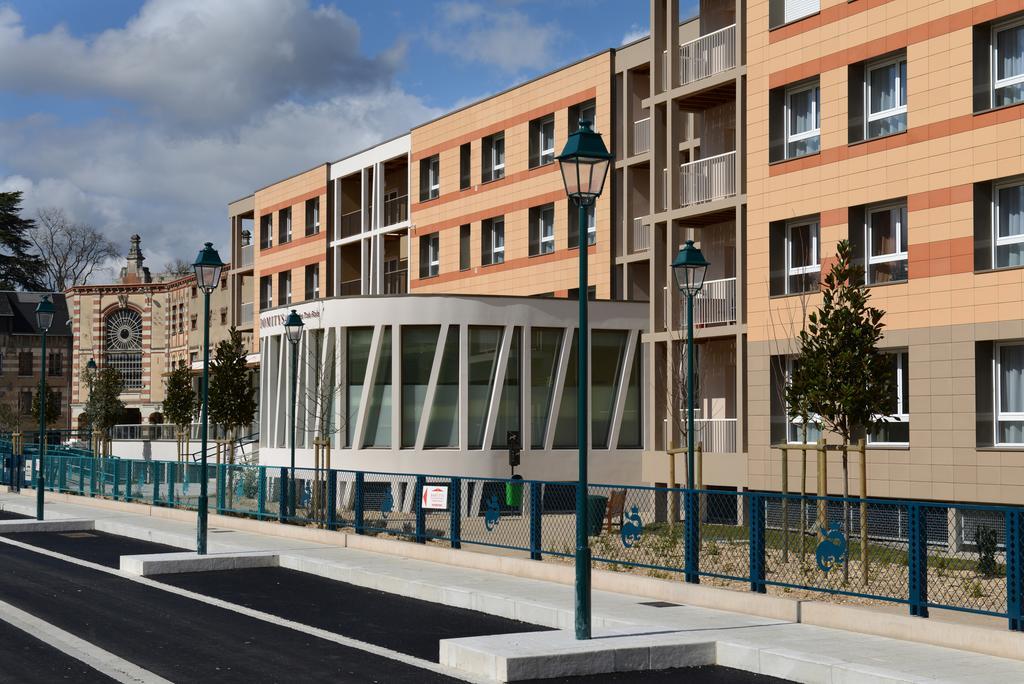 Aparthotel Domitys Le Jardin Des Trois Rois Romorantin-Lanthenay Exterior foto