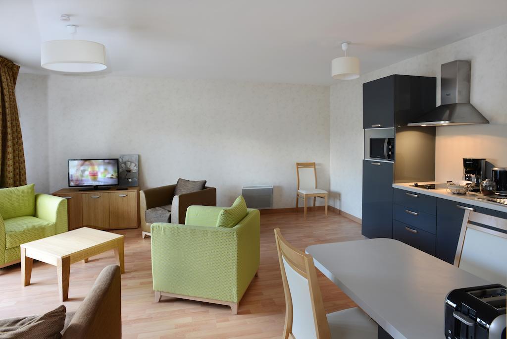Aparthotel Domitys Le Jardin Des Trois Rois Romorantin-Lanthenay Habitación foto